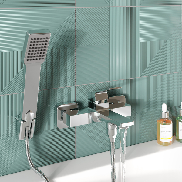 Смеситель для ванны короткий излив GROSS AQUA Грани (Edge) 2515880C
