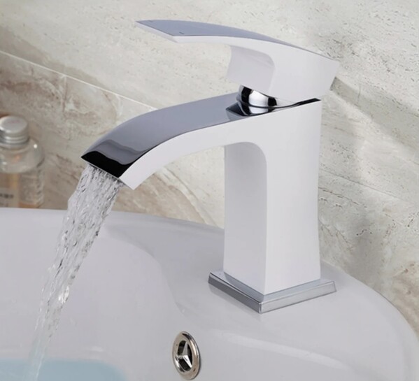 G1007-8 Смеситель Тюльпан GAPPO шар. d-35 (белый/хром)