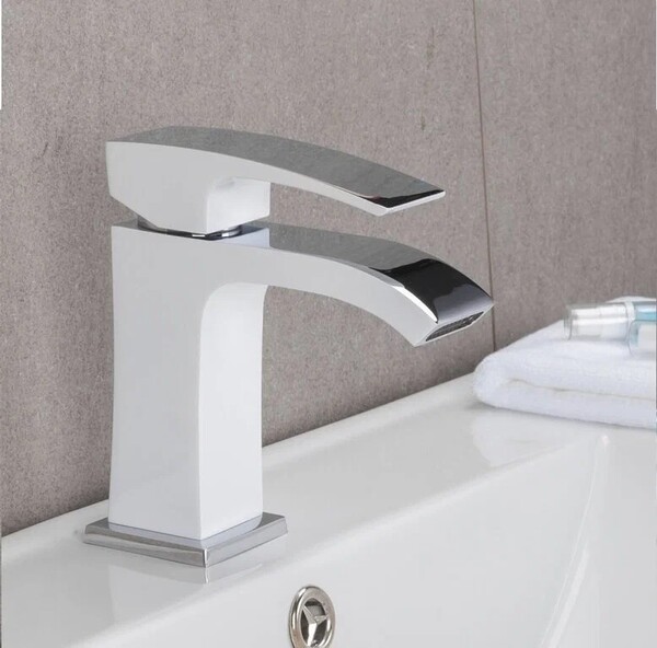 G1007-8 Смеситель Тюльпан GAPPO шар. d-35 (белый/хром)