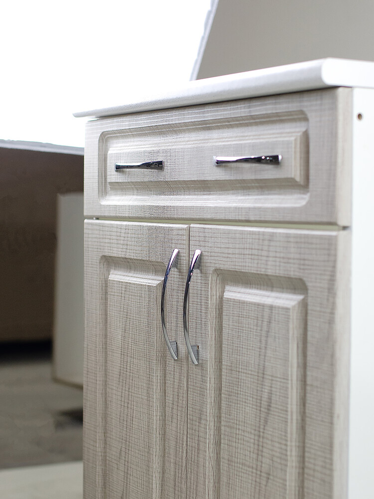 Рабочий стол 60 Сакура (2 дверь + 1 ящик) фасад МДФ столешница цвет (САХАРА) SANTREK HOME