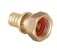 Соединитель надвижной с накидной гайкой 16(2,2) х 1/2" VALTEC VТm.422.G.001604