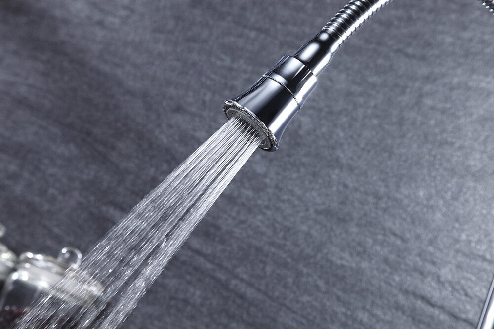 LM0413C Linara Смеситель для кухни, с гибким изливом и 2х-функциональным аэратором, хром LEMARK