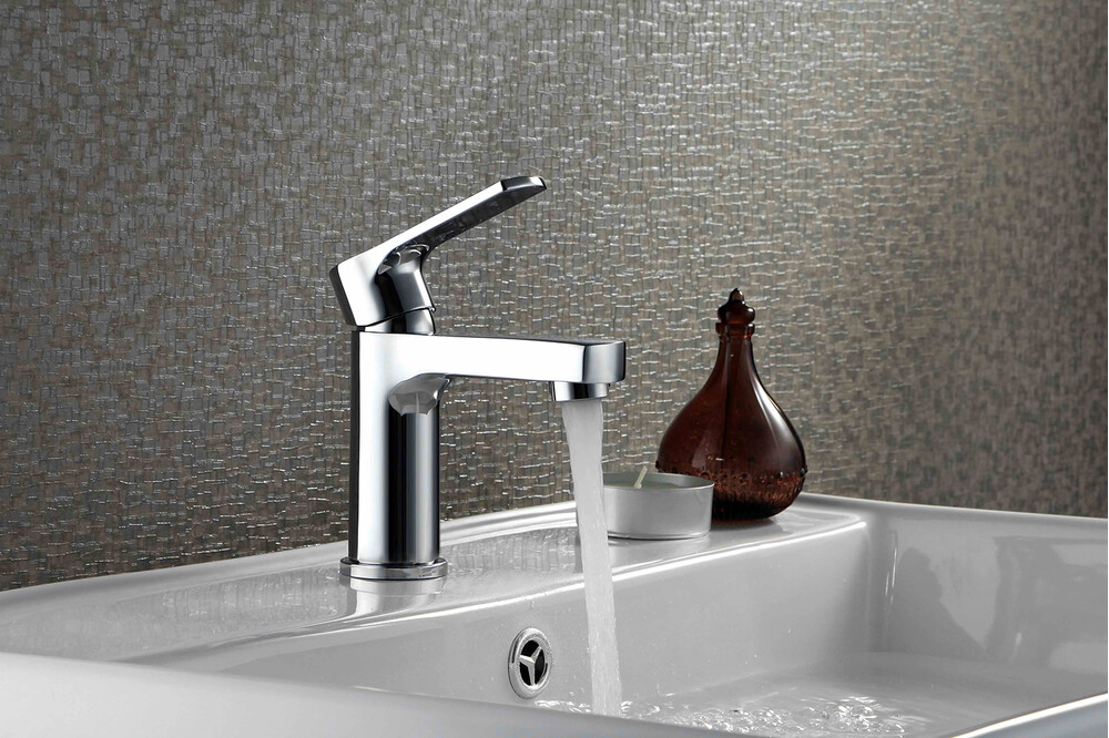 LM1506C plus Grace Смеситель для умывальника монолитный, хром LEMARK