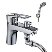 Смеситель на борт ванны шар d40 кор. нос, керамич. переключение, хром ROSSINKA T40-38