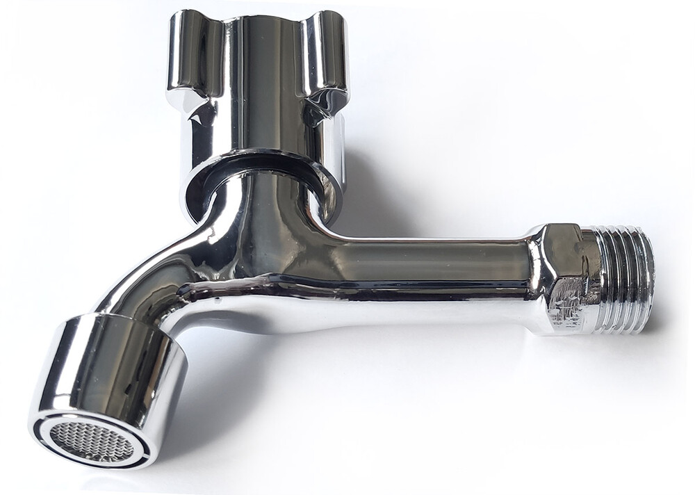 Кран водоразборный 1/2" с аэратором (ХРОМ) SANTREK AQUA-1009