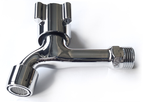 Кран водоразборный 1/2" с аэратором (ХРОМ) SANTREK AQUA-1009